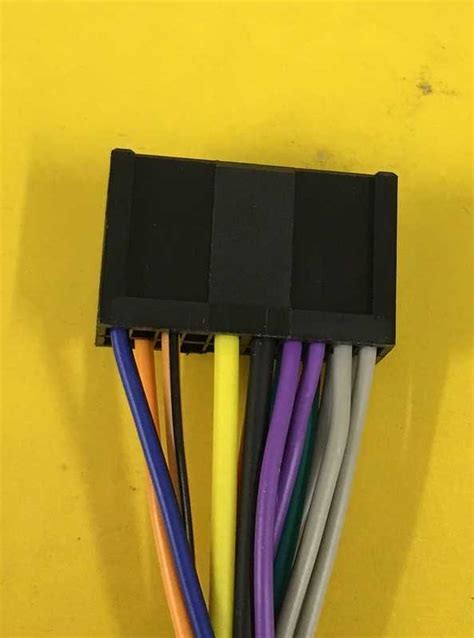 The XDVD770BT uses one Right Front Right Rear 10 amp ATM fuse located Gray/Black (-) Violet/Black (-) in-line. . Dual xdvd269bt wiring harness diagram